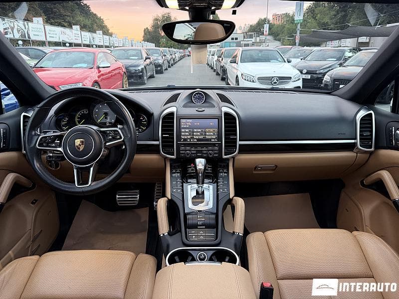 2016 Porsche Cayenne S Hybrid — Miniatură 7