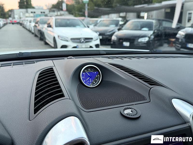 2016 Porsche Cayenne S Hybrid — Miniatură 10
