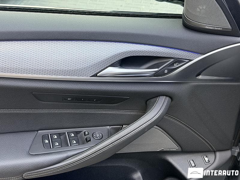 2018 BMW 530e — Miniatură 14
