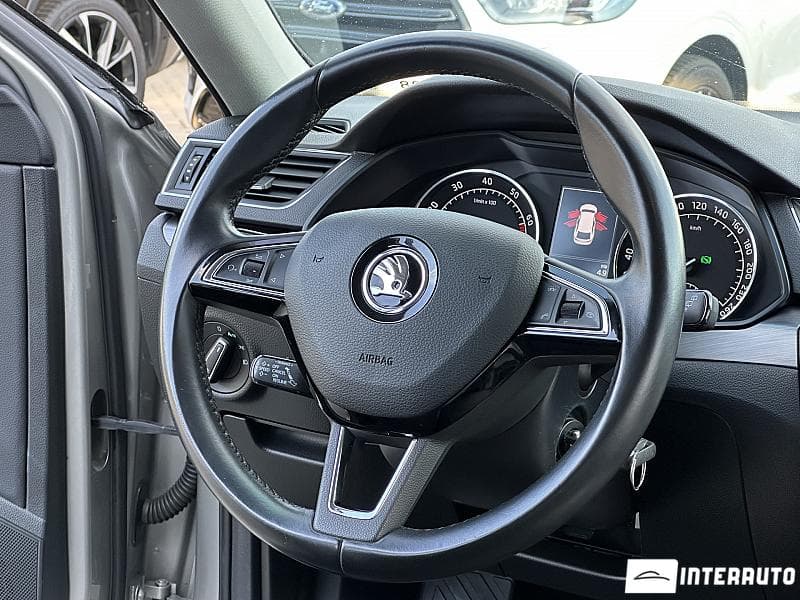 2016 Skoda Superb — Miniatură 7