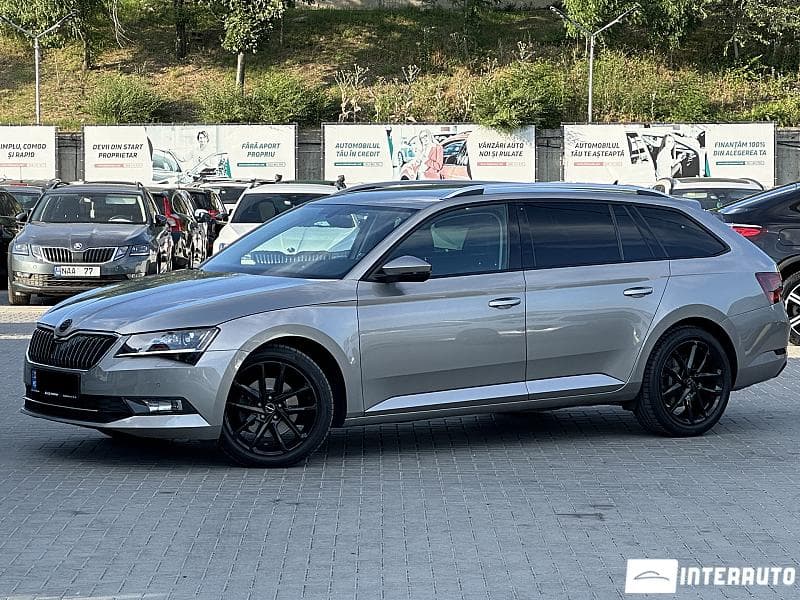 2016 Skoda Superb — Miniatură 2
