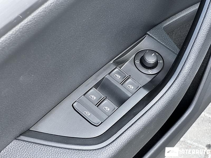 2016 Skoda Superb — Miniatură 17