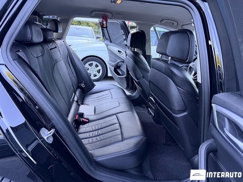 2018 BMW 520 — Miniatură 8