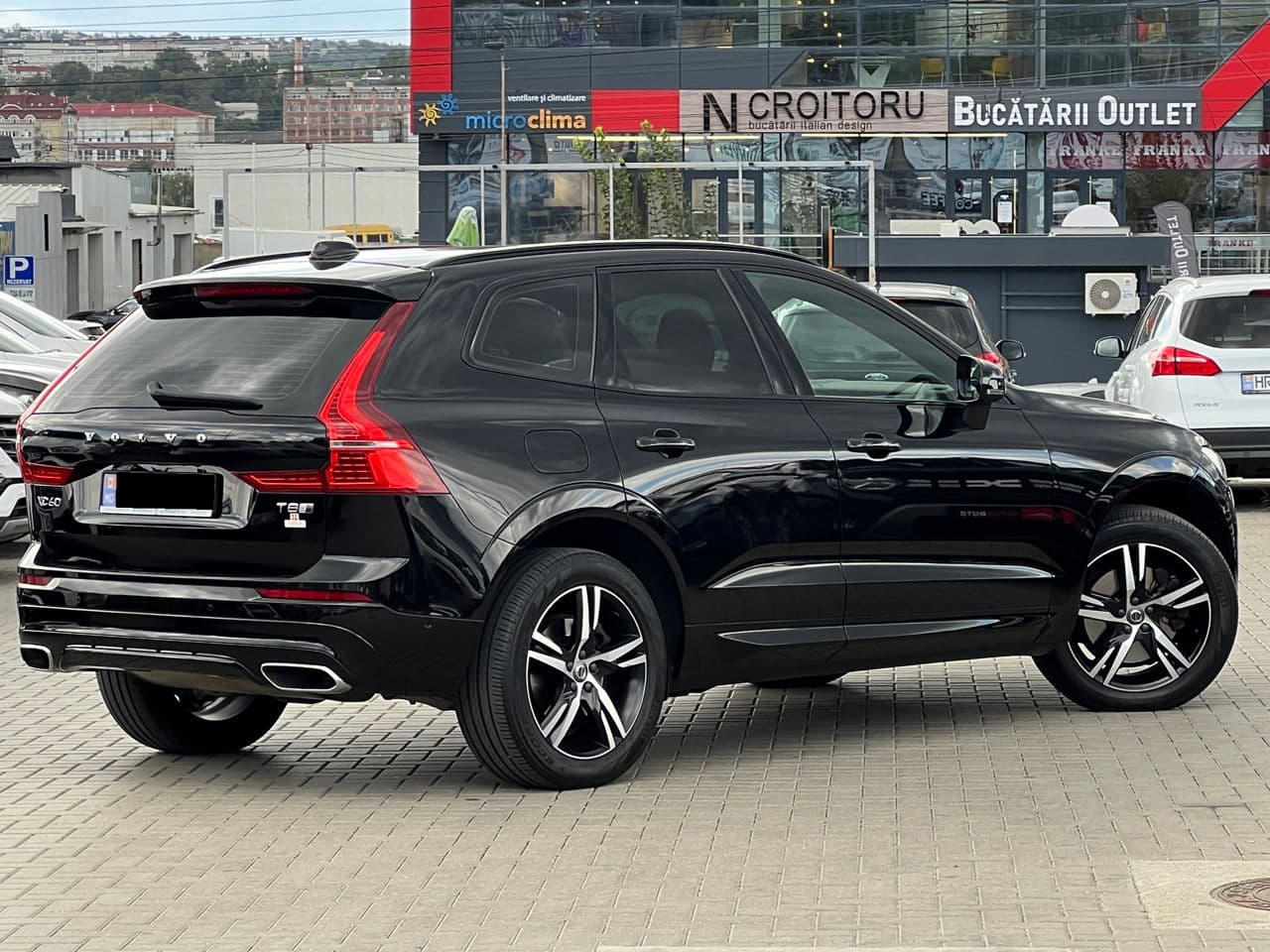 Volvo XC 60 2020 — Миниатюра 3