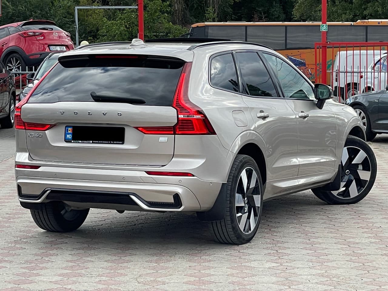 2024 Volvo XC 60 — Miniatură 2