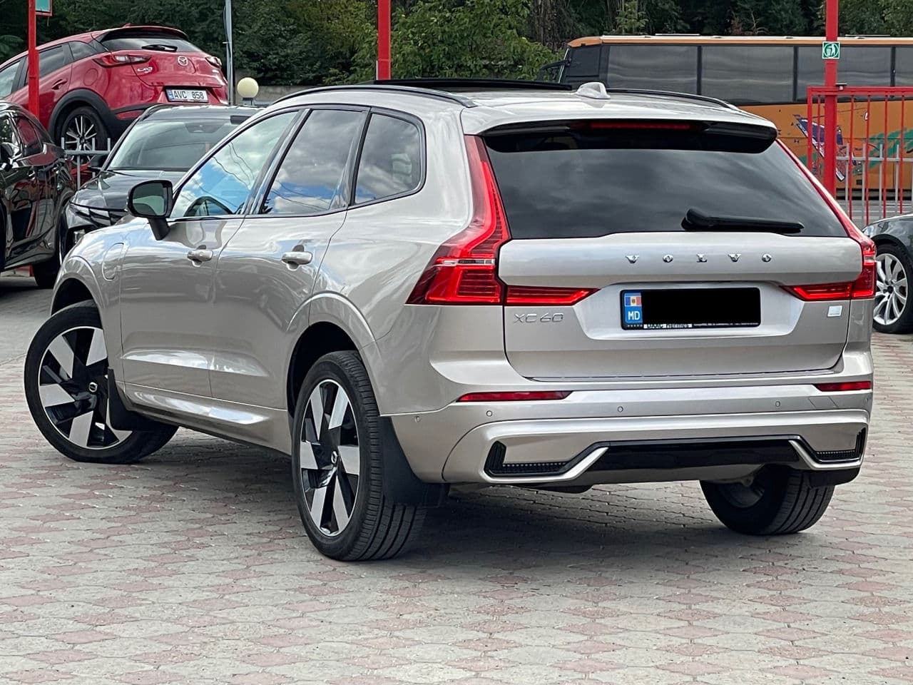 2024 Volvo XC 60 — Miniatură 3