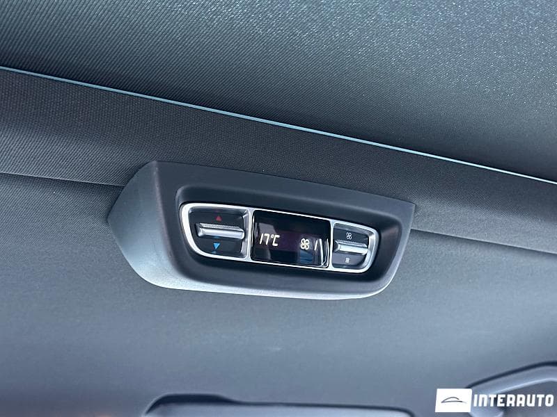 2017 Mercedes V 250 — Miniatură 23