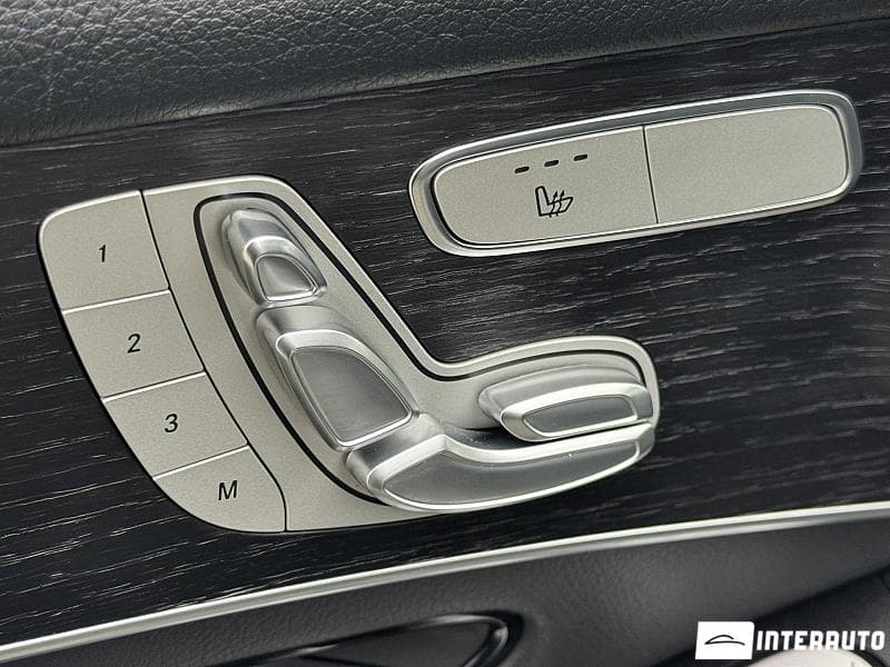 2021 Mercedes GLC 300 — Miniatură 14