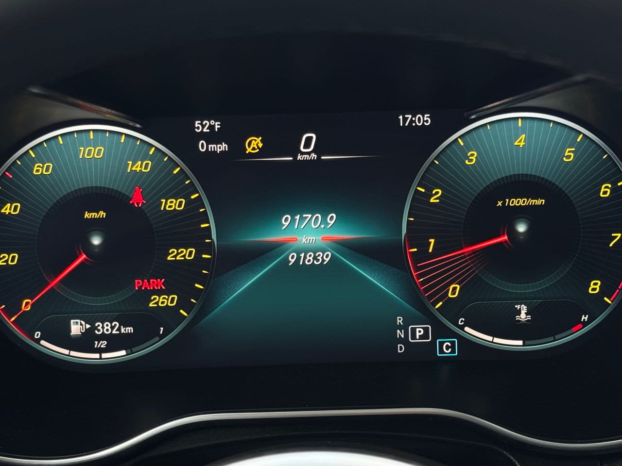 2021 Mercedes GLC 300 — Miniatură 8