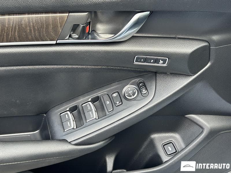 2019 Honda Accord — Miniatură 8