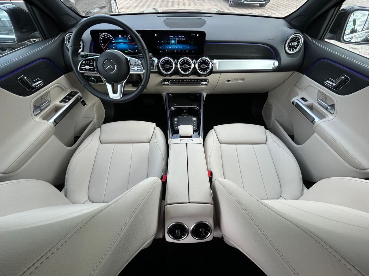 2023 Mercedes EQB 350 — Miniatură 10