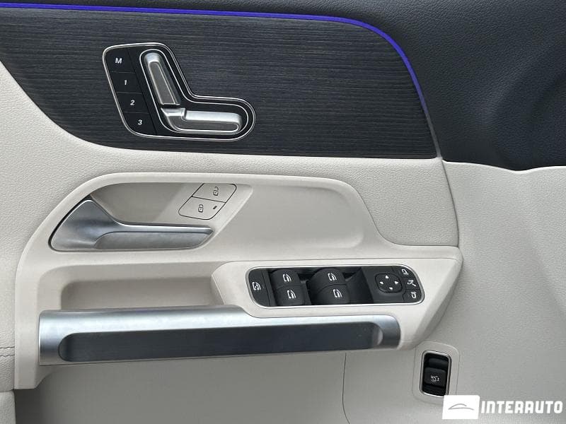 2023 Mercedes EQB 350 — Miniatură 8