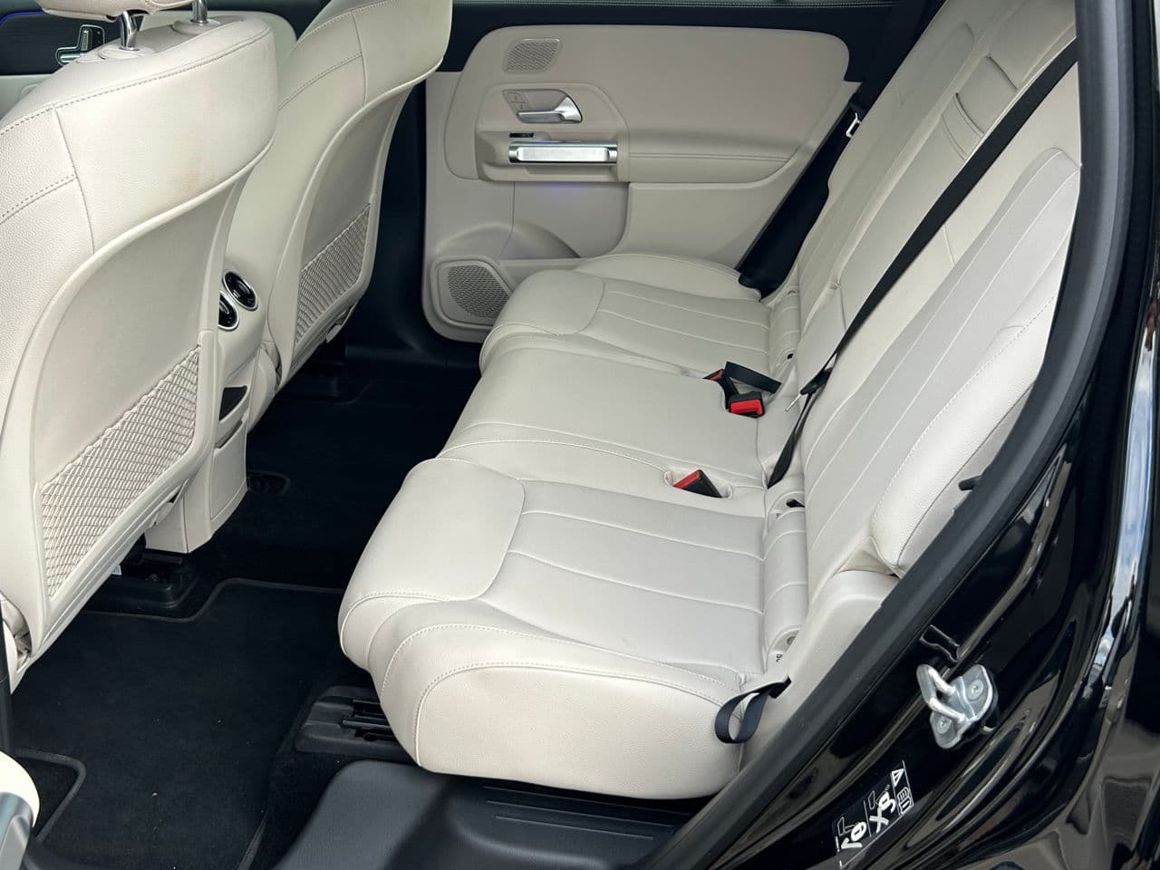 2023 Mercedes EQB 350 — Miniatură 19