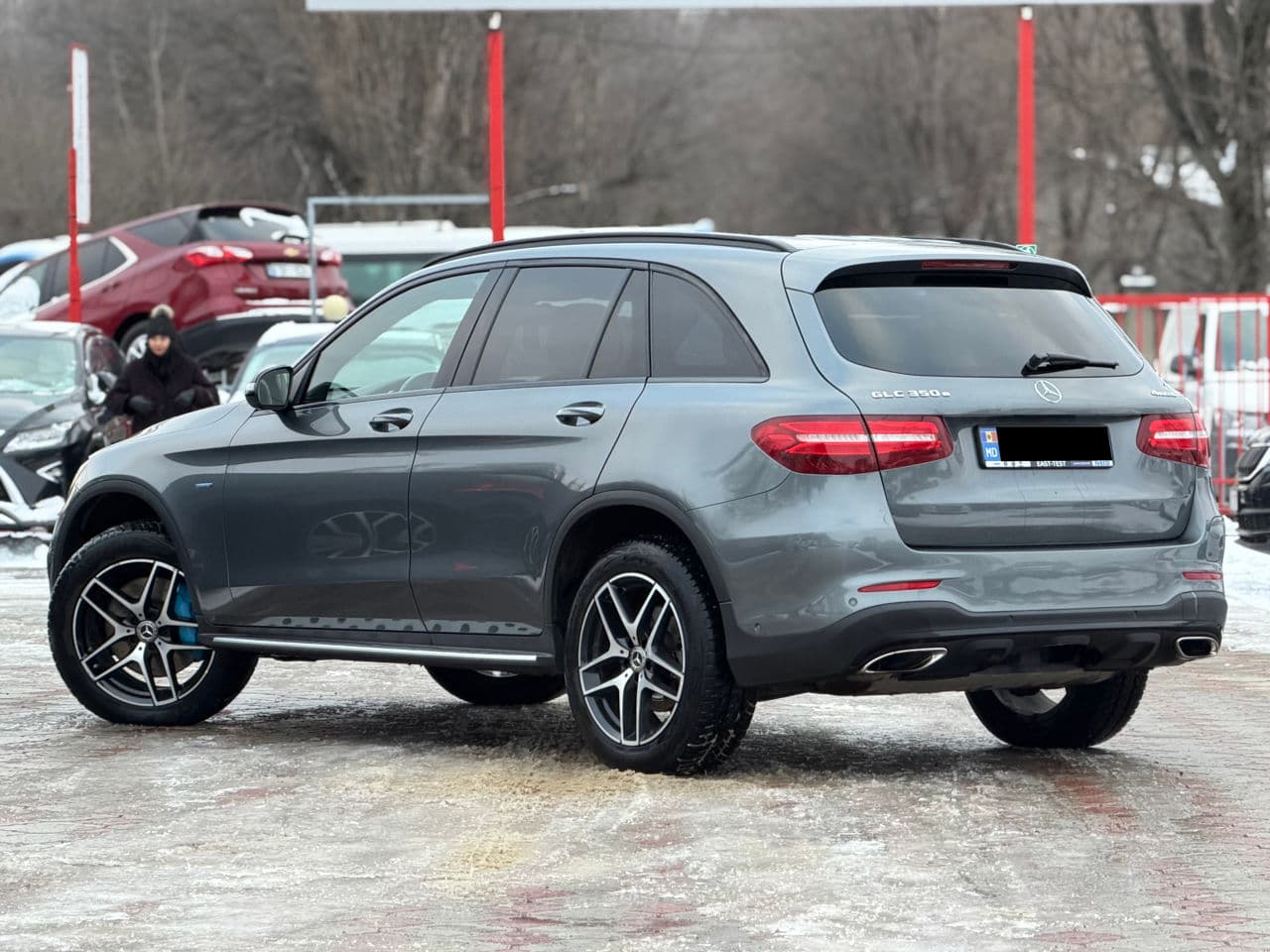 2017 Mercedes GLC 350e — Miniatură 2