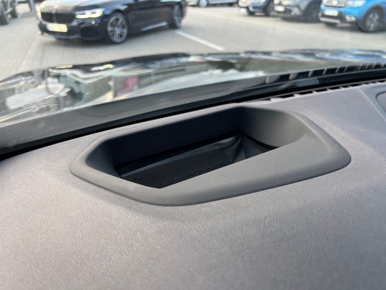 2018 BMW 530e — Miniatură 9