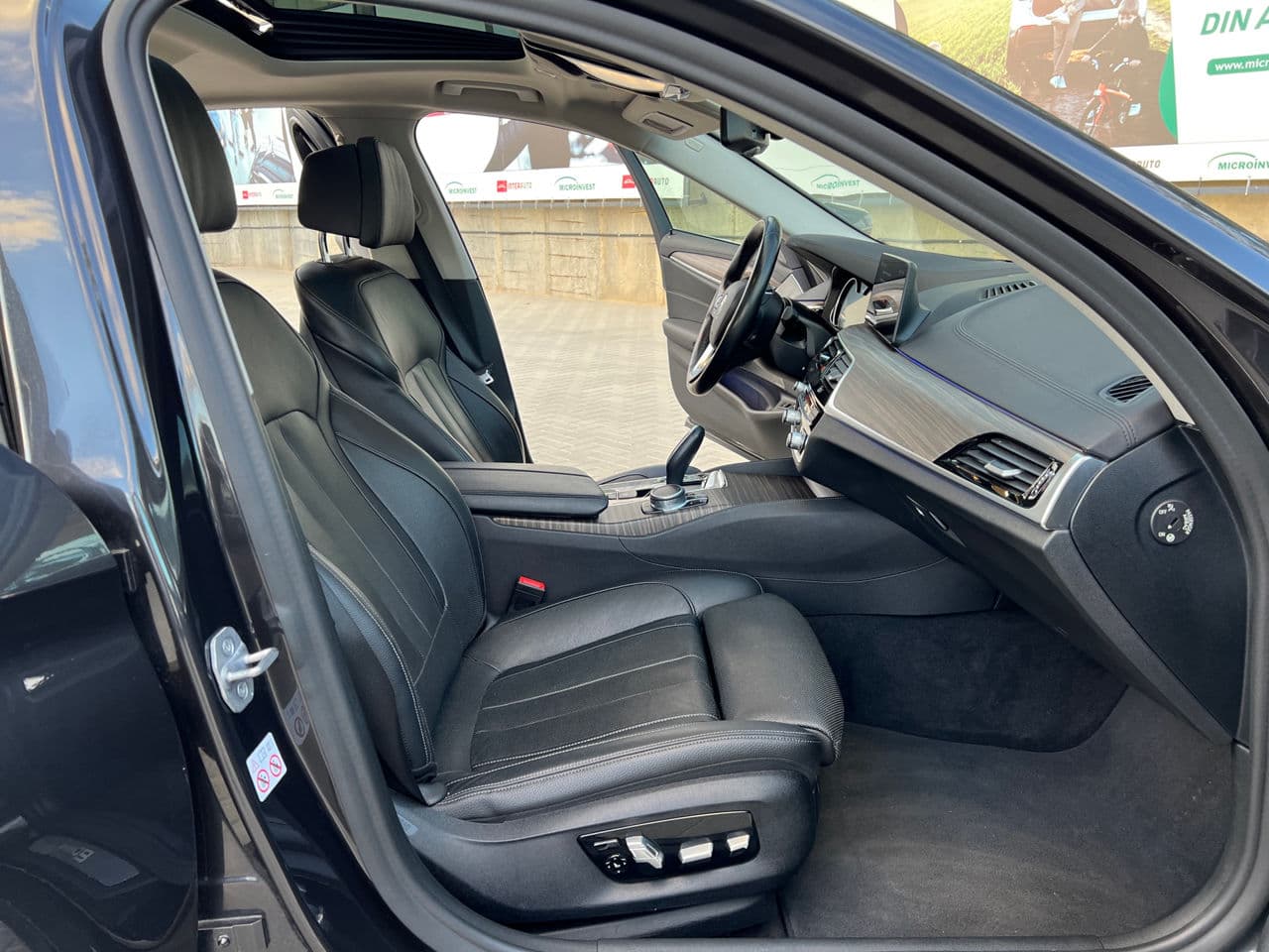 2018 BMW 530e — Miniatură 17