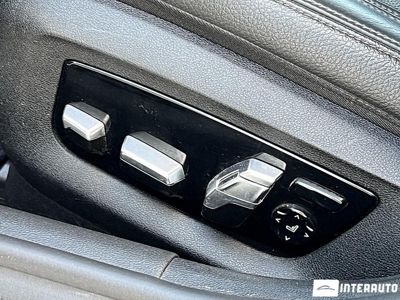 2018 BMW 530e — Miniatură 23