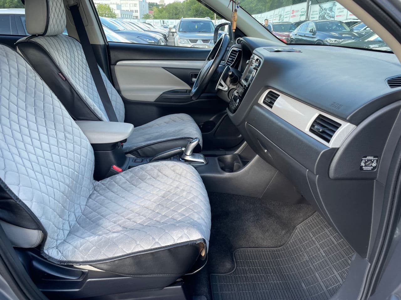 2014 Mitsubishi Outlander — Miniatură 16
