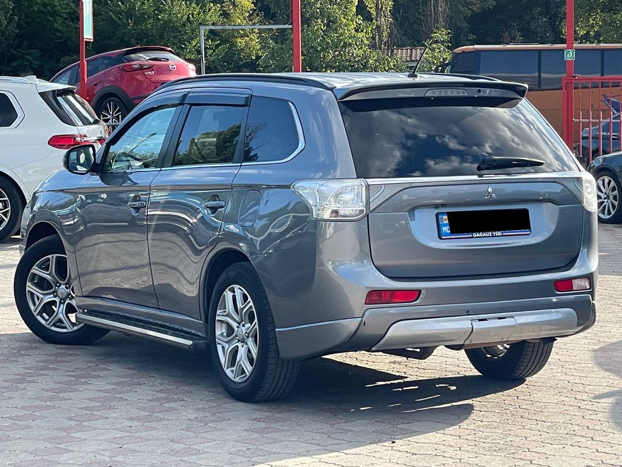 2014 Mitsubishi Outlander — Miniatură 3