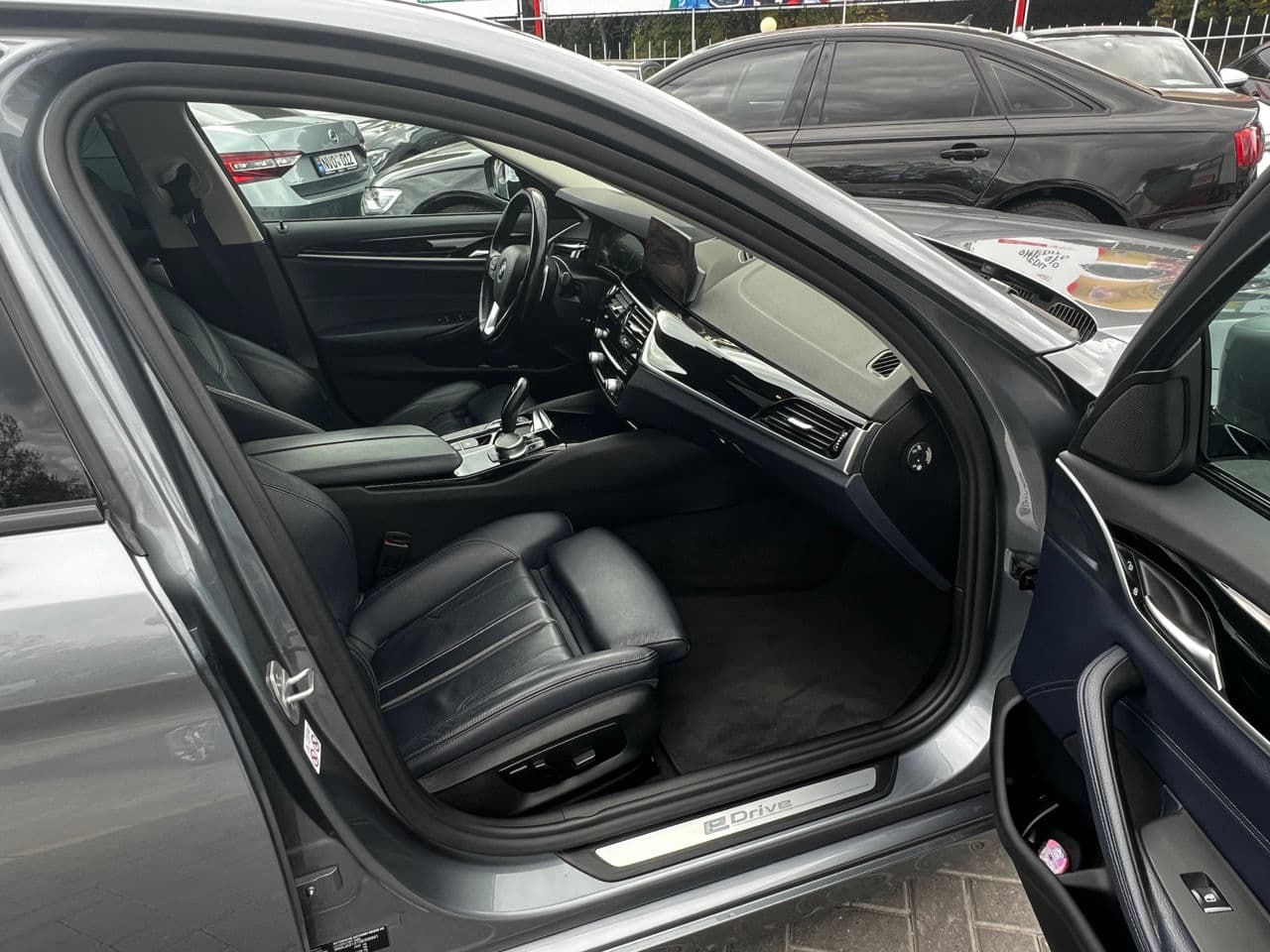 BMW 530e 2018 — Миниатюра 7