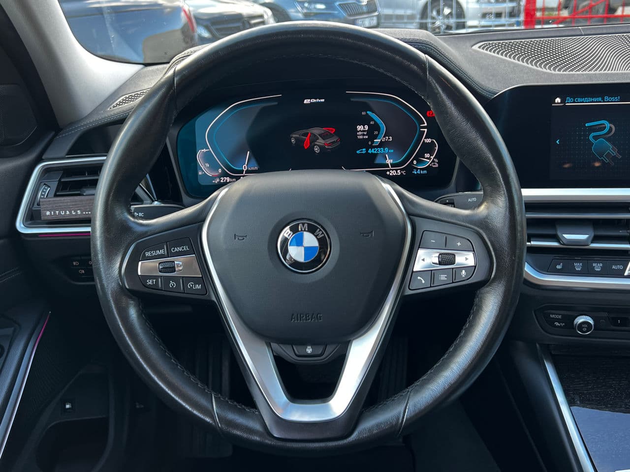 2020 BMW 330E — Miniatură 12