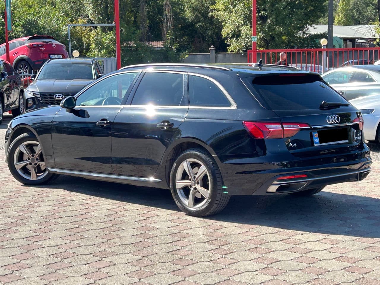 2020 Audi A4 — Miniatură 2