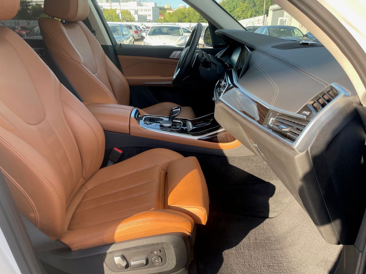 2020 BMW X7 4.0i — Miniatură 18