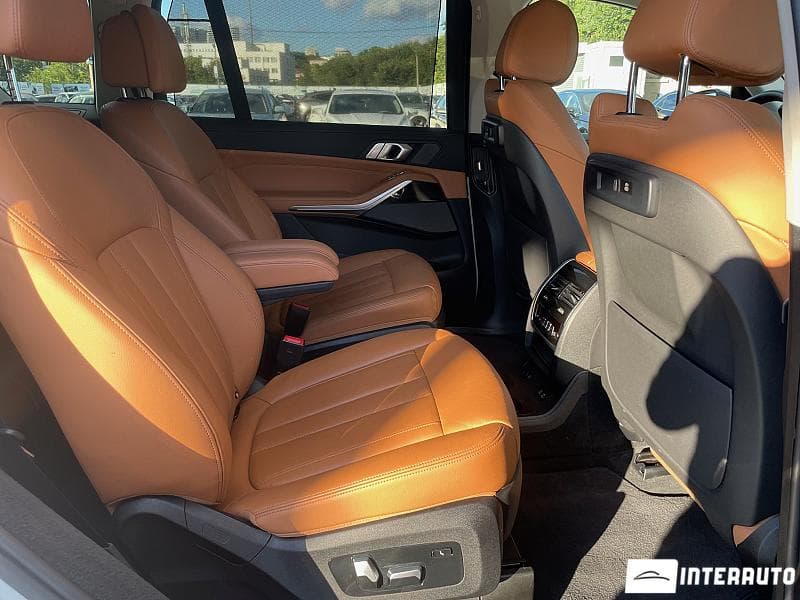 2020 BMW X7 4.0i — Miniatură 22