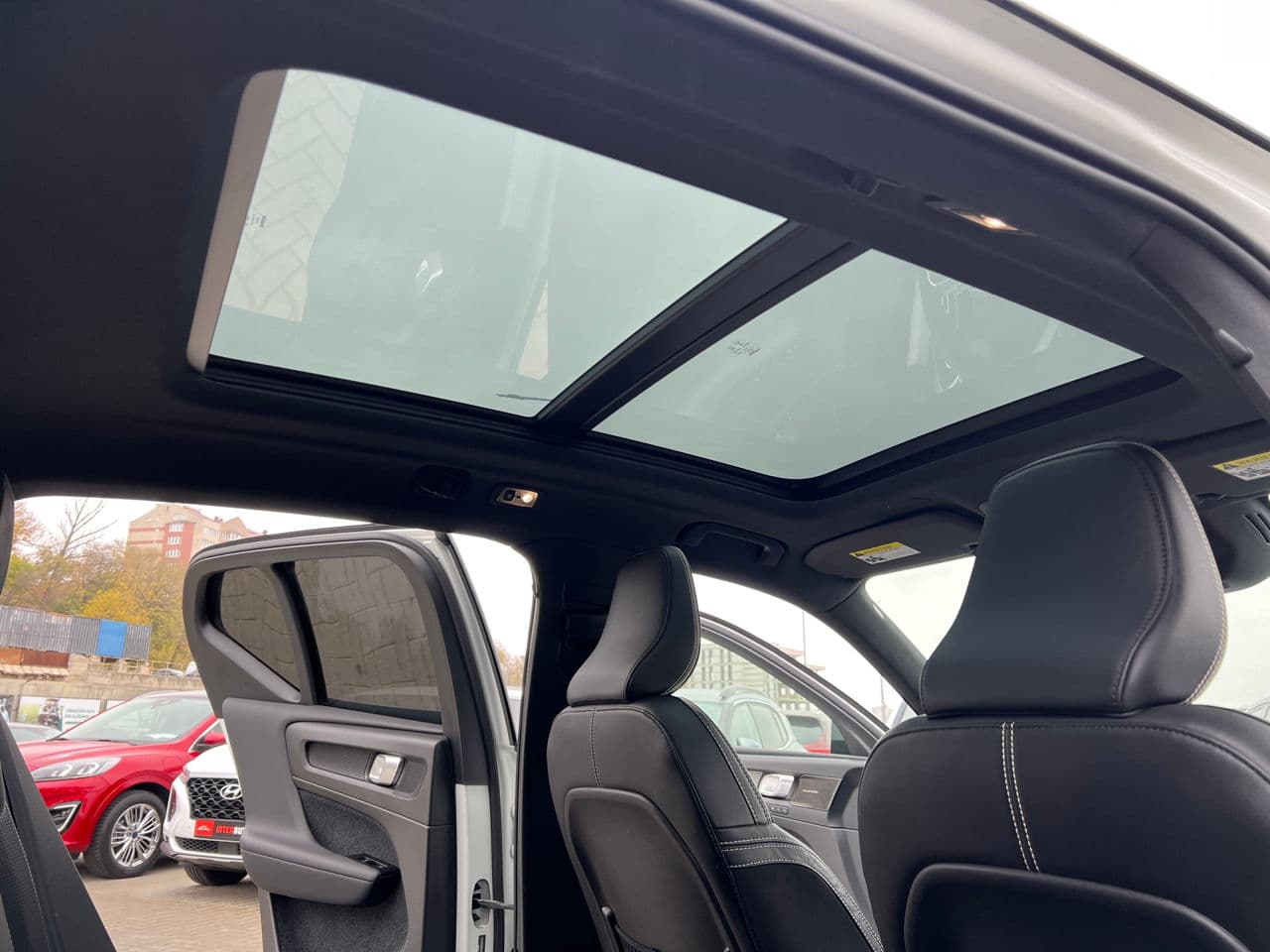 Volvo XC 40 2020 — Миниатюра 16