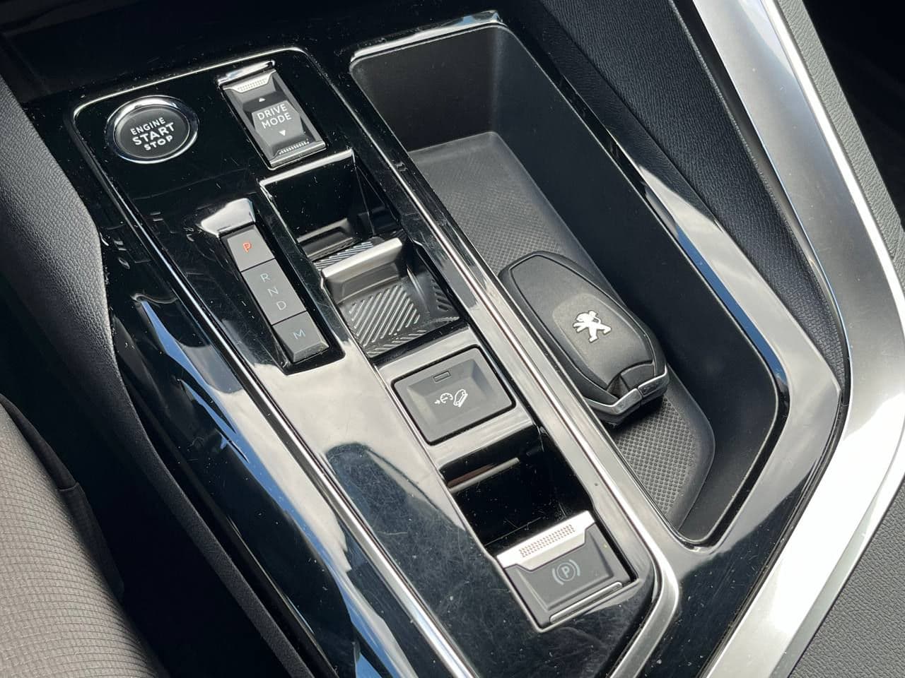 Peugeot 5008 2023 — Миниатюра 15