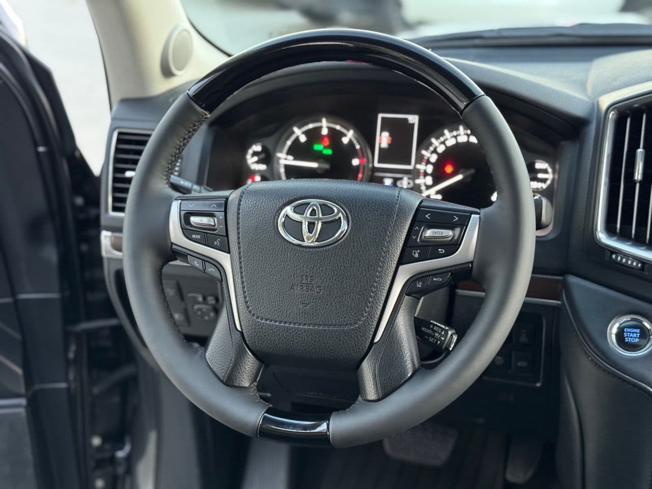 2017 Toyota Land Cruiser — Miniatură 7