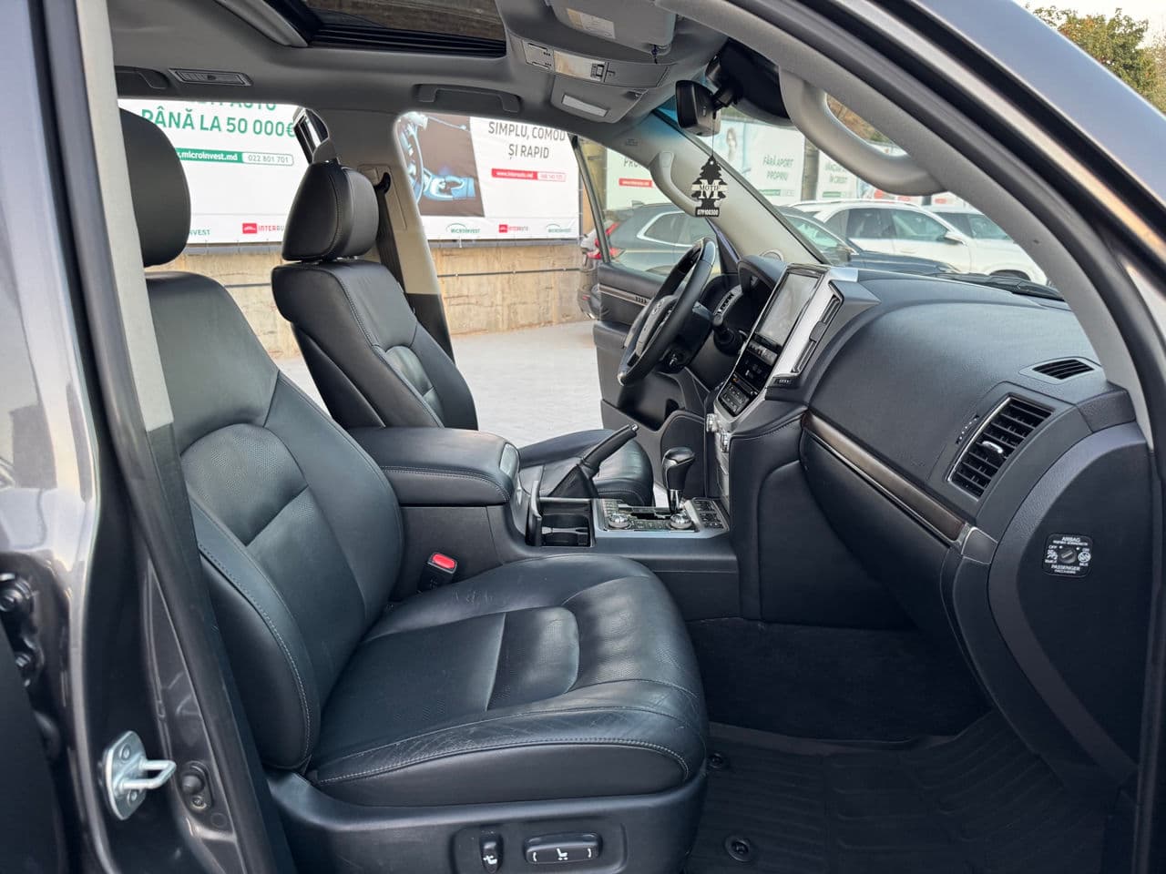 2017 Toyota Land Cruiser — Miniatură 17