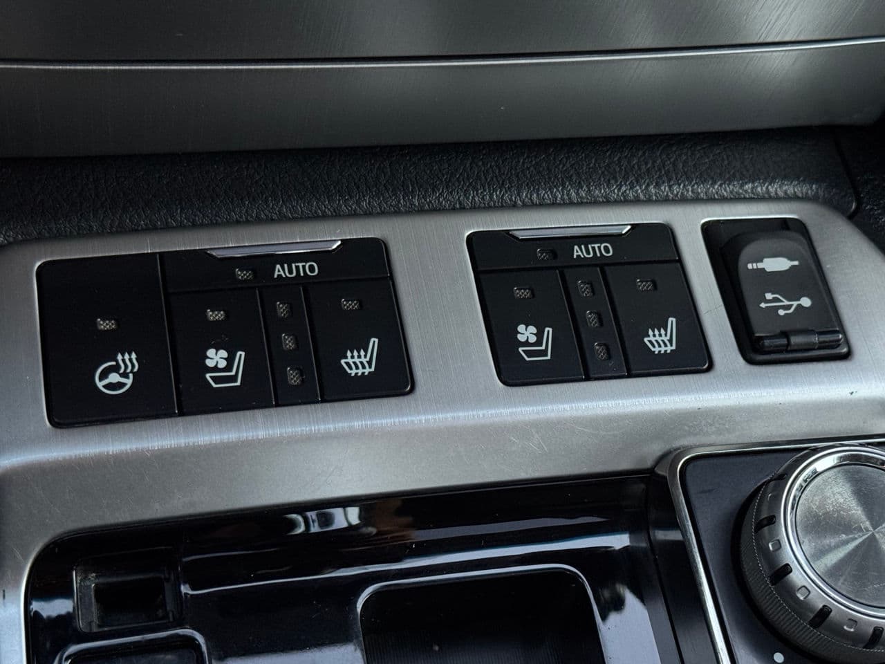 2017 Toyota Land Cruiser — Miniatură 11