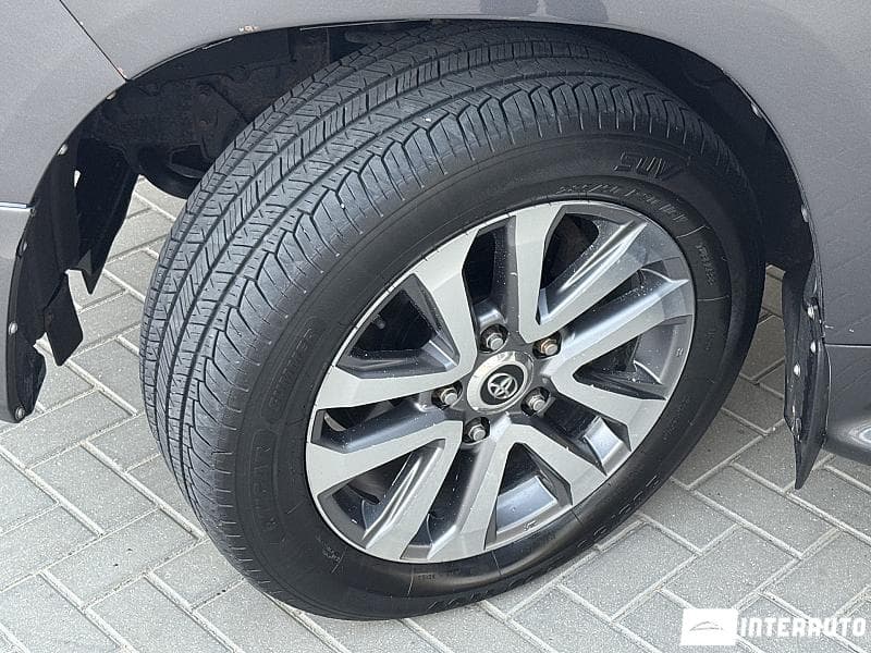 2017 Toyota Land Cruiser — Miniatură 18