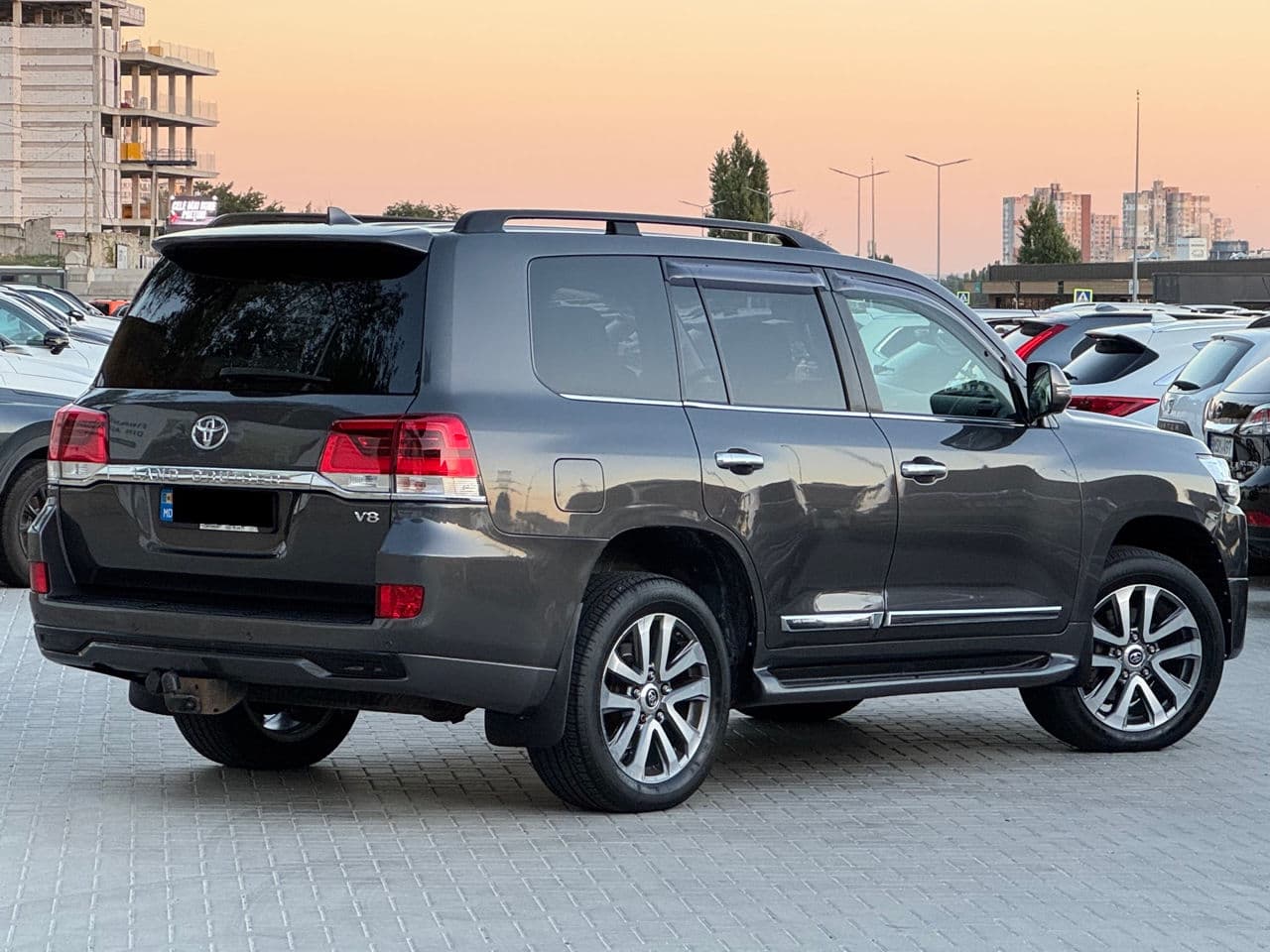 2017 Toyota Land Cruiser — Miniatură 3