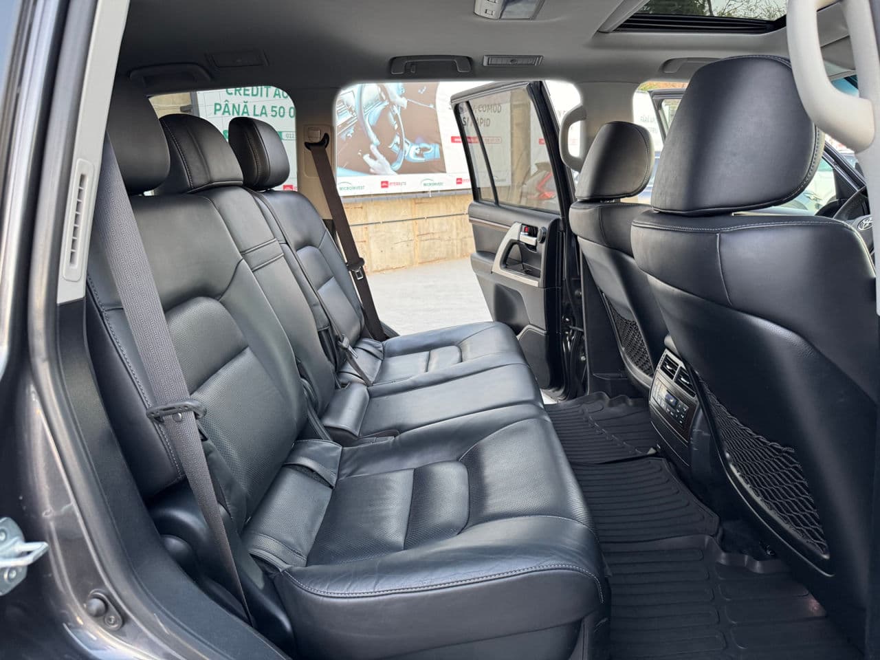 2017 Toyota Land Cruiser — Miniatură 15