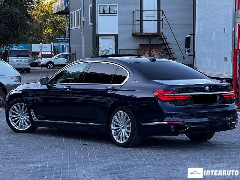 2017 BMW 740e — Miniatură 3