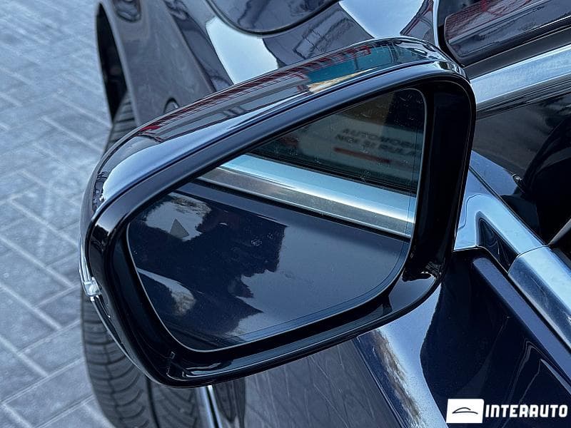 2017 BMW 740e — Miniatură 21