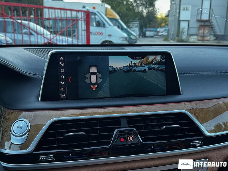 2017 BMW 740e — Miniatură 10