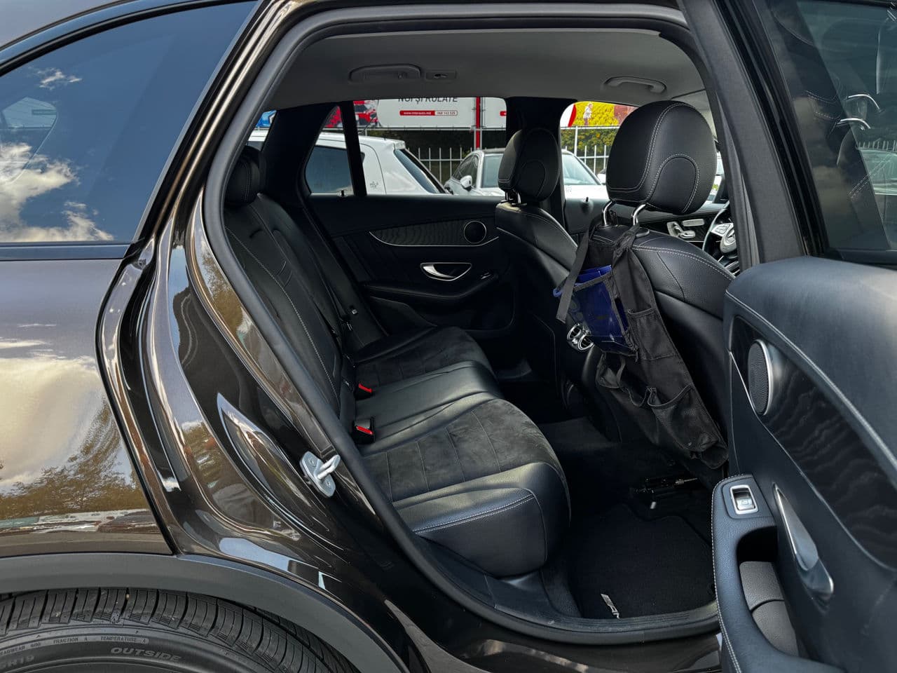 2016 Mercedes GLC 250d — Miniatură 16