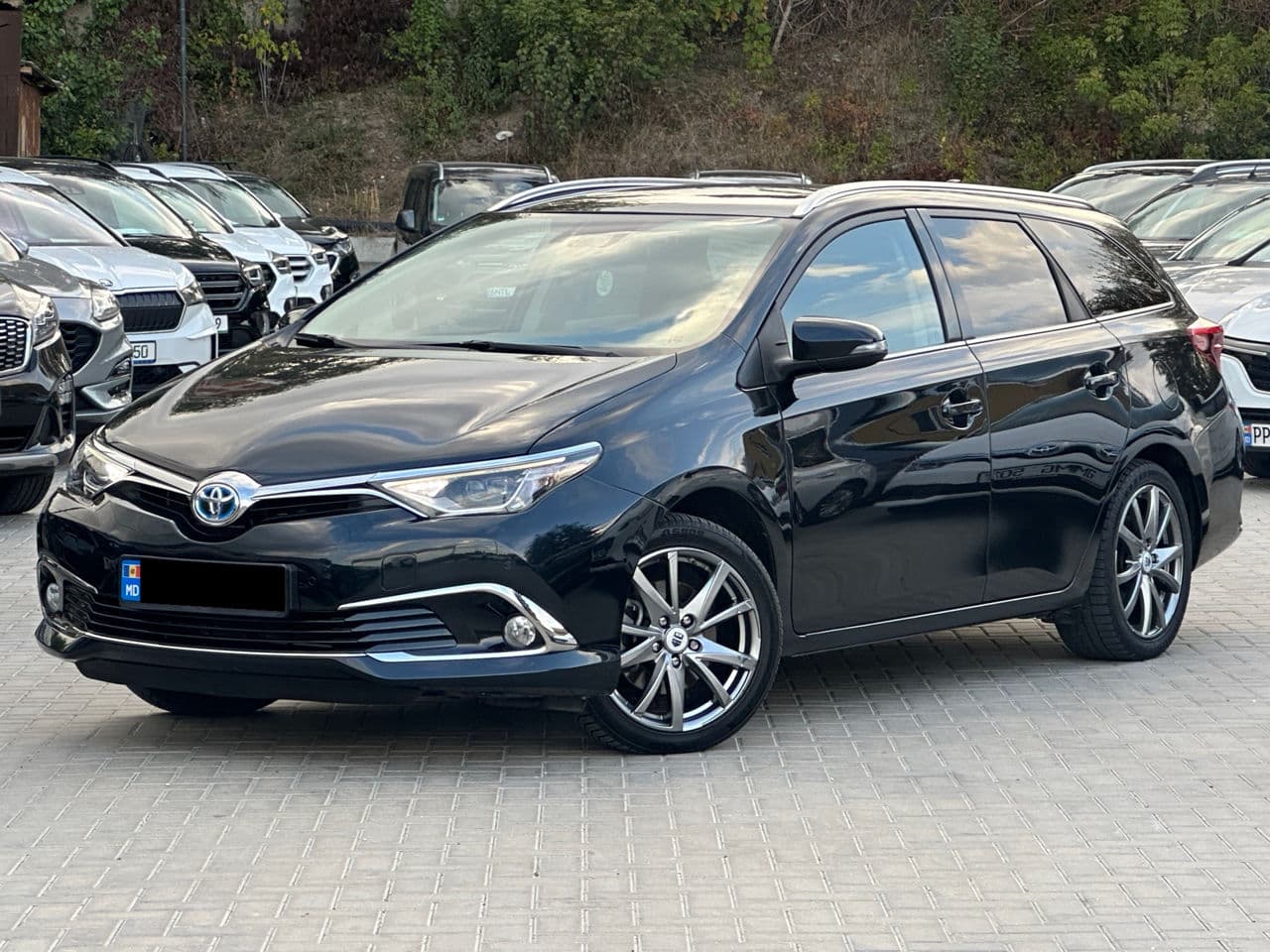 Toyota Auris 2015 — Миниатюра 2