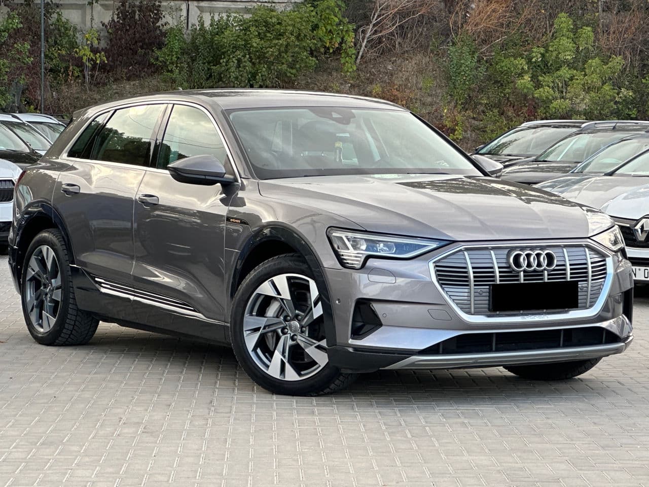 Audi E-tron