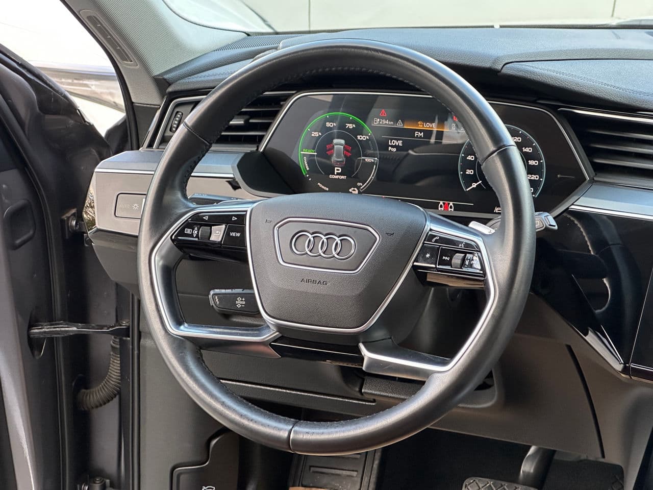 2020 Audi E-tron — Miniatură 7