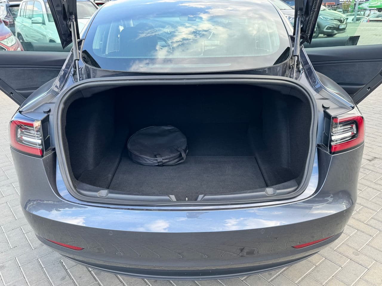 2019 Tesla Model 3 — Miniatură 17
