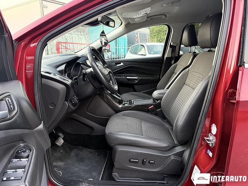 2017 Ford Kuga — Miniatură 5