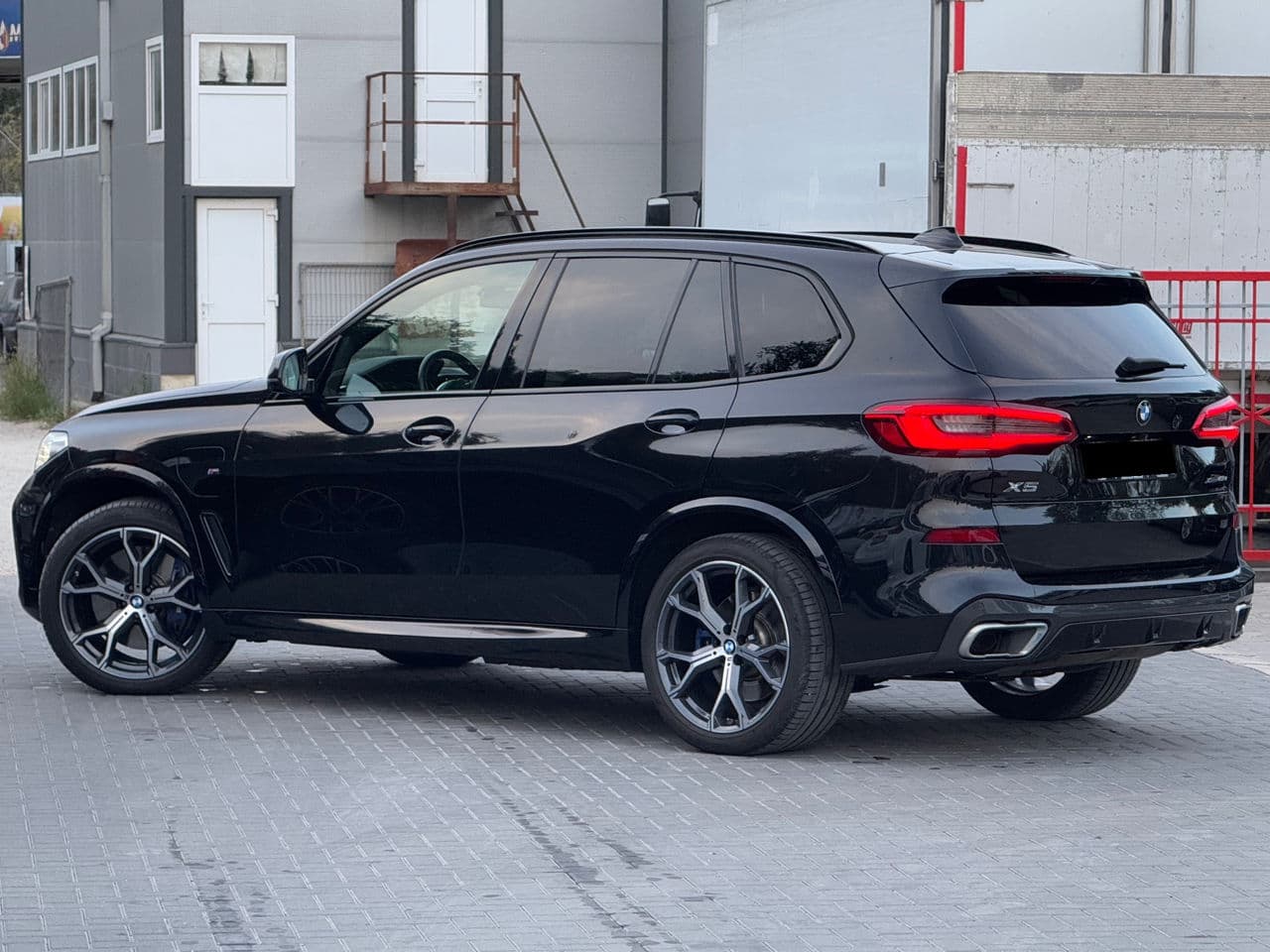 2020 BMW X5 4.5e — Miniatură 2