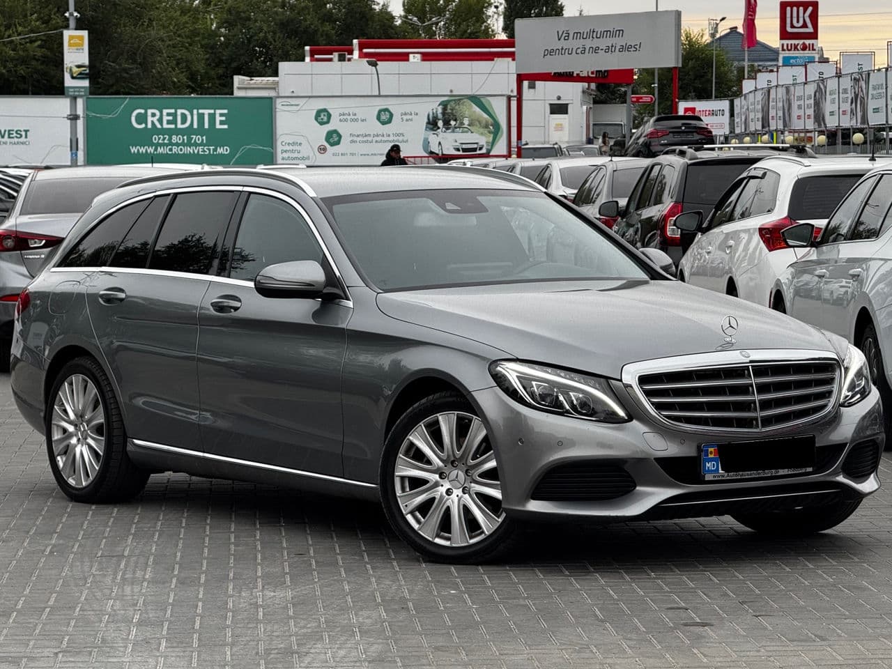 2015 Mercedes C 220 — Miniatură 3