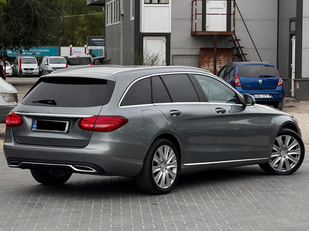 2015 Mercedes C 220 — Miniatură 2