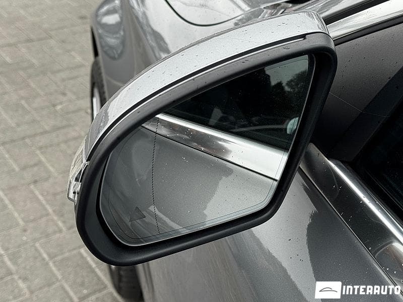 2015 Mercedes C 220 — Miniatură 21