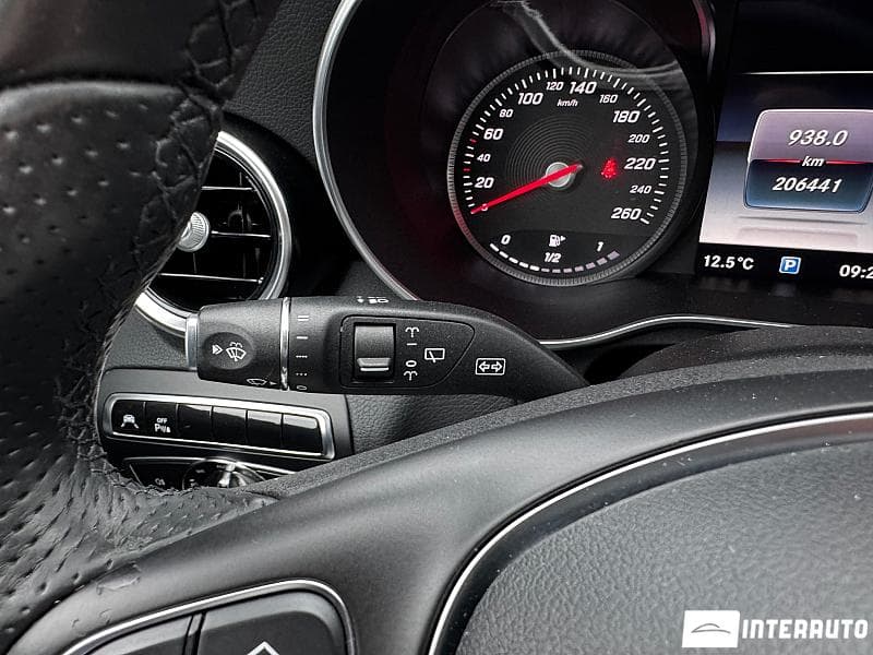 2015 Mercedes C 220 — Miniatură 15